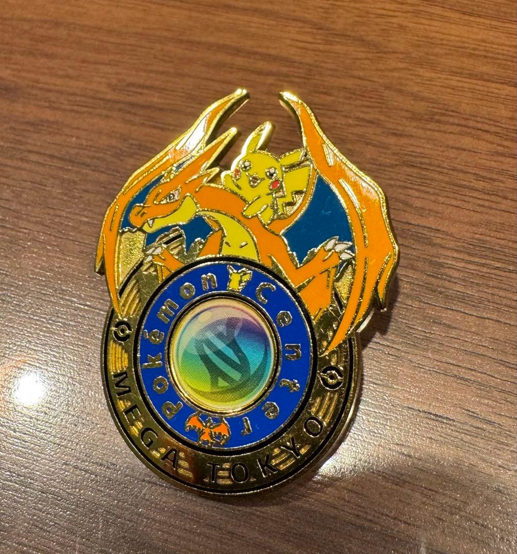 ポケモンセンターメガトウキョー ピカチュウ リザードン ロゴピンズ