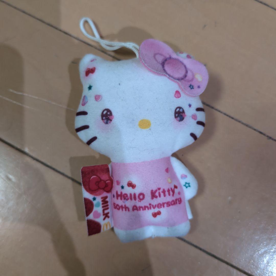 ハローキティ 50周年記念ストラップ 4個セット - メルカリ