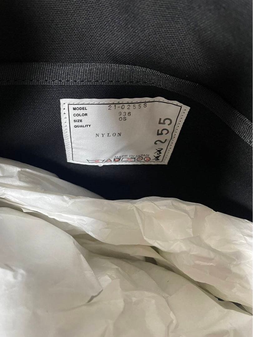 週末値下げ新品未使用sacai KAWS Bag \"Camo\"