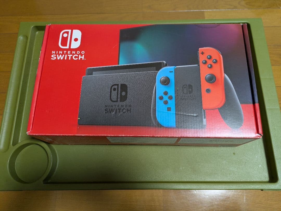 Nintendo Switch 青/赤 Joy-Con 本体　おまけ付 任天堂 Nintendo Switch 本体 (有機ELモデル) Joy-Con(L)ネオンブルー
