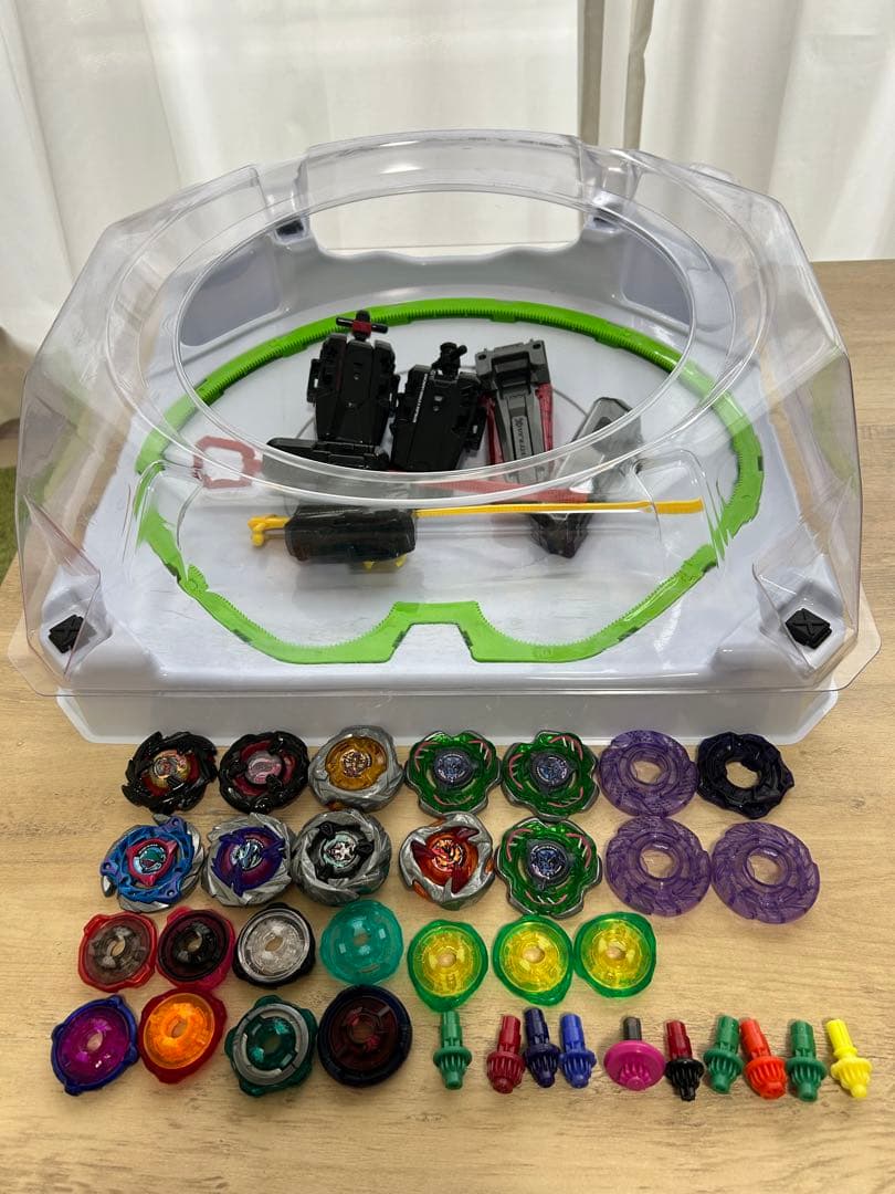 ベイブレードX まとめ売り　17680P分のベイコード付き