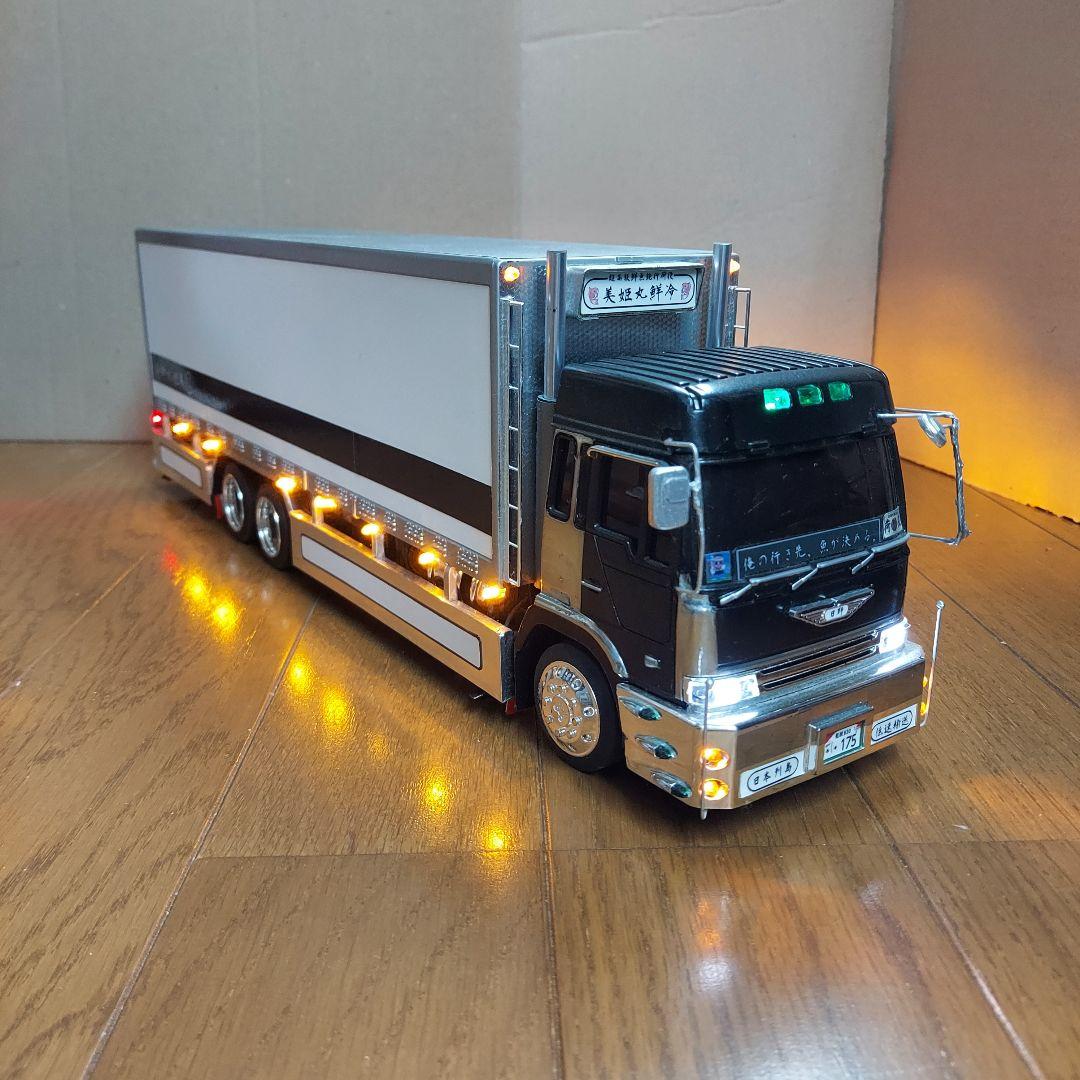 日野プロフィア○デコトラのラジコン○ほぼ自作○電飾装備！ - メルカリ