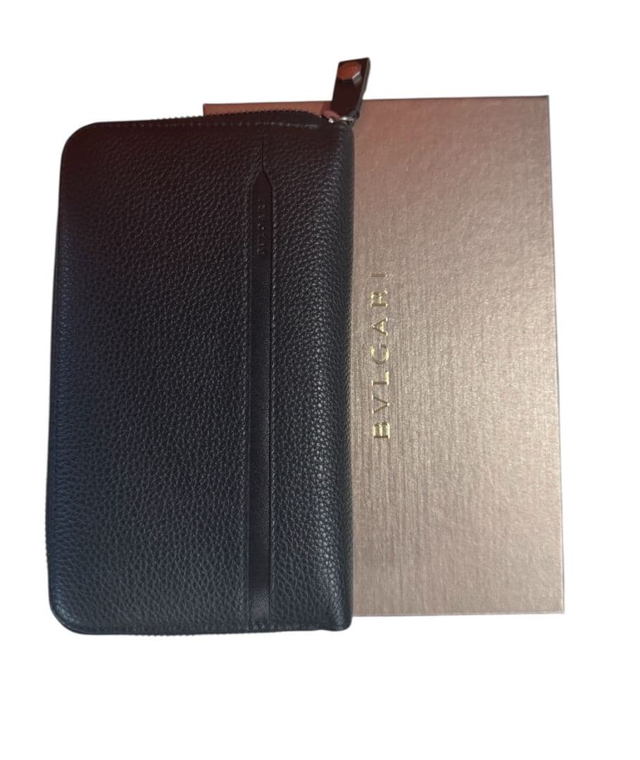 ブルガリア　BVLGARI　ラウンドジップ