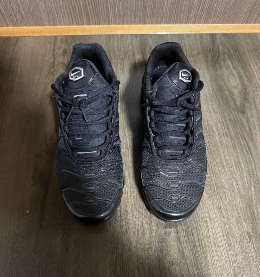 マップラ NIKE ナイキ AIR MAX PLUS 黒 27.5cm
