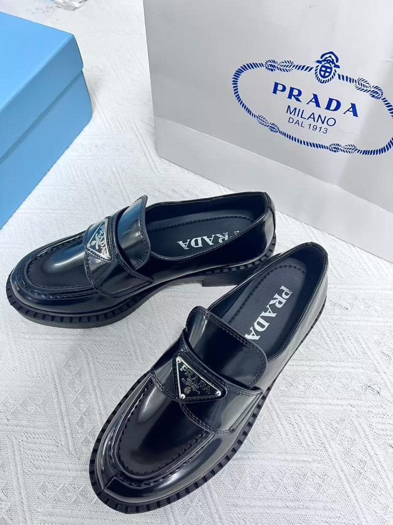 ブラック ローファー