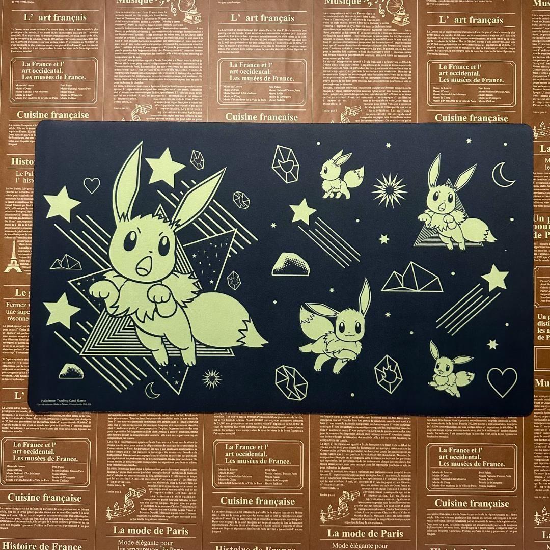 【 海外ポケモンセンター限定 】イーブイ Can't Wait プレイマット 海外ポケモンセンター限定 ポケモンカードゲーム プレイマット 待ち