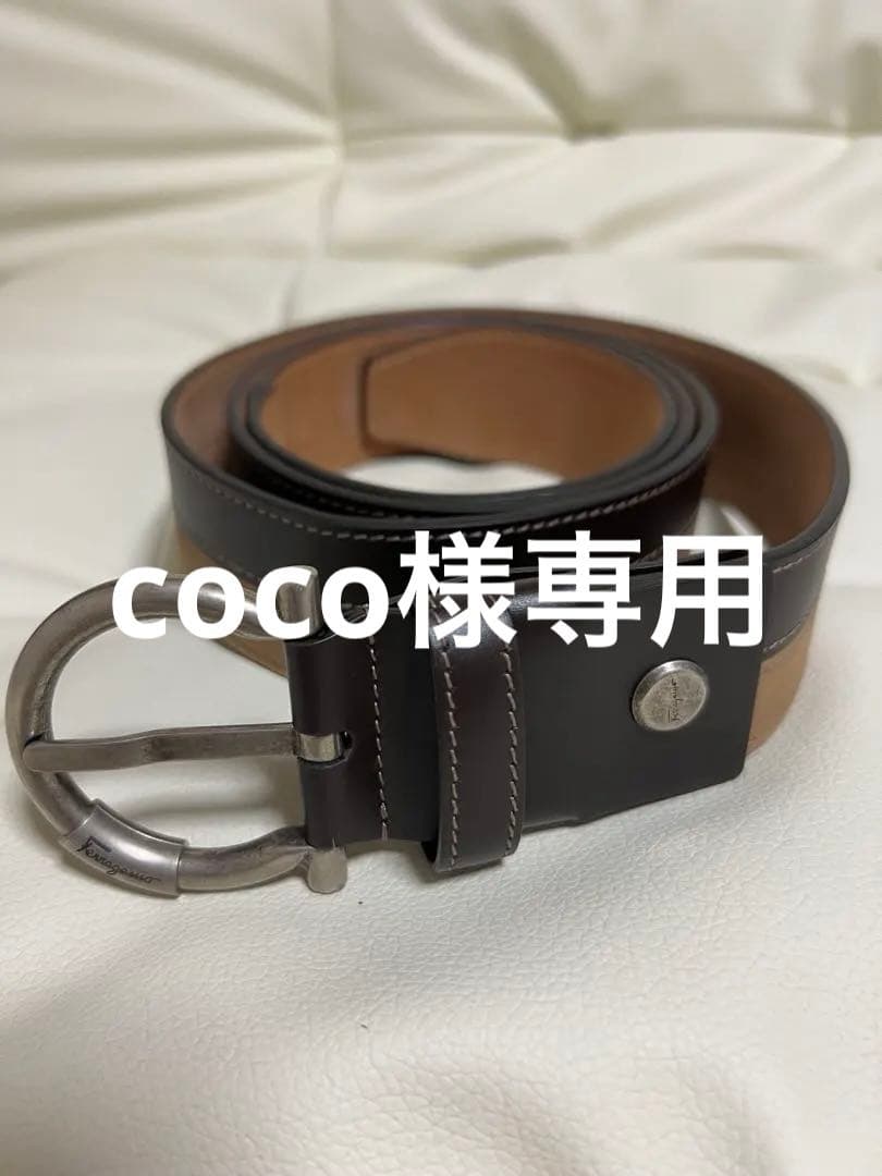 Salvatore Ferragamo レザー ベルト ダークブラウン定価5万 Reversible and adjustable Gancini belt - Men | Ferragamo