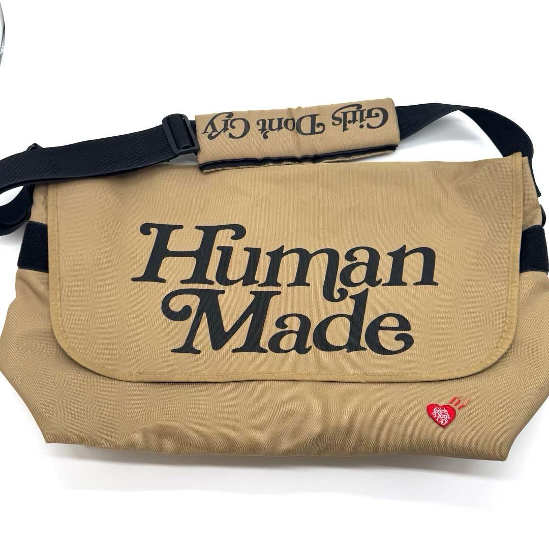 ヒューマンメイド　ガールズドントクライ　メッセンジャーバッグ ベージュ　中古良品 2026年最新】human made girls don't cry バッグの人気アイテム - メルカリ