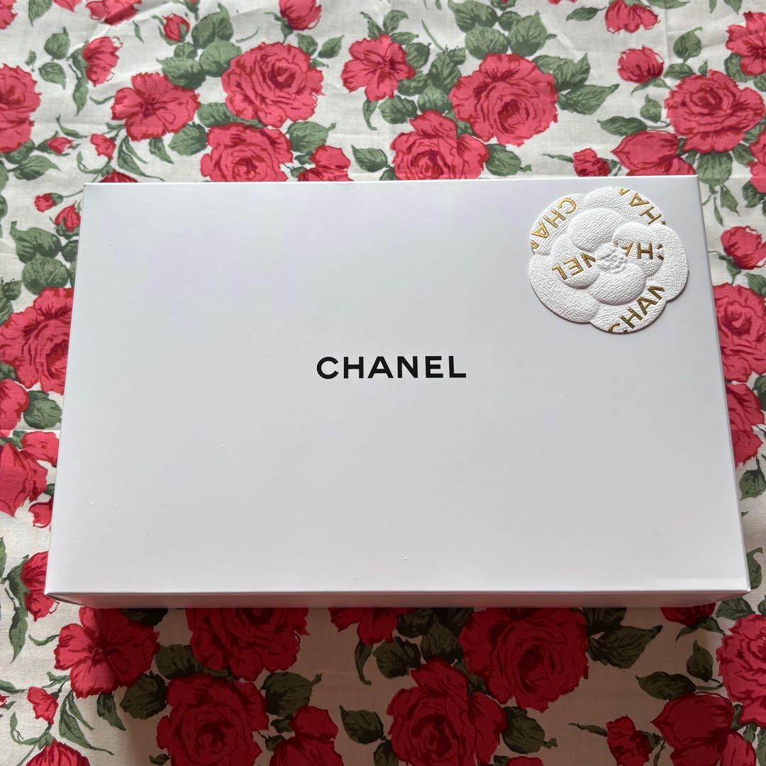 【新品未開封】シャネルトータル ルックセット【2024年クリスマスコフレ】➕α