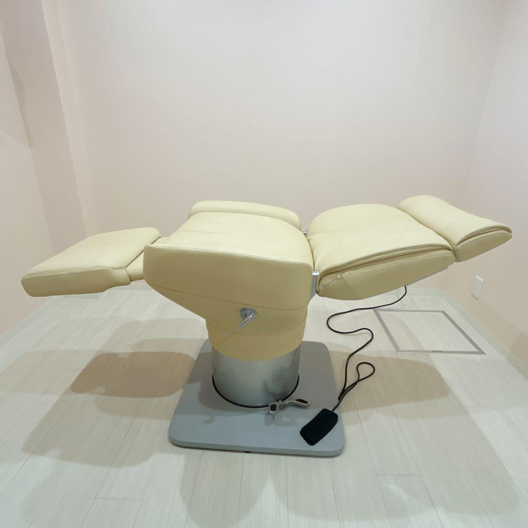 美品✨Reserve RS-002A マルチチェア 理美容室 🏁 エステネイルサロン