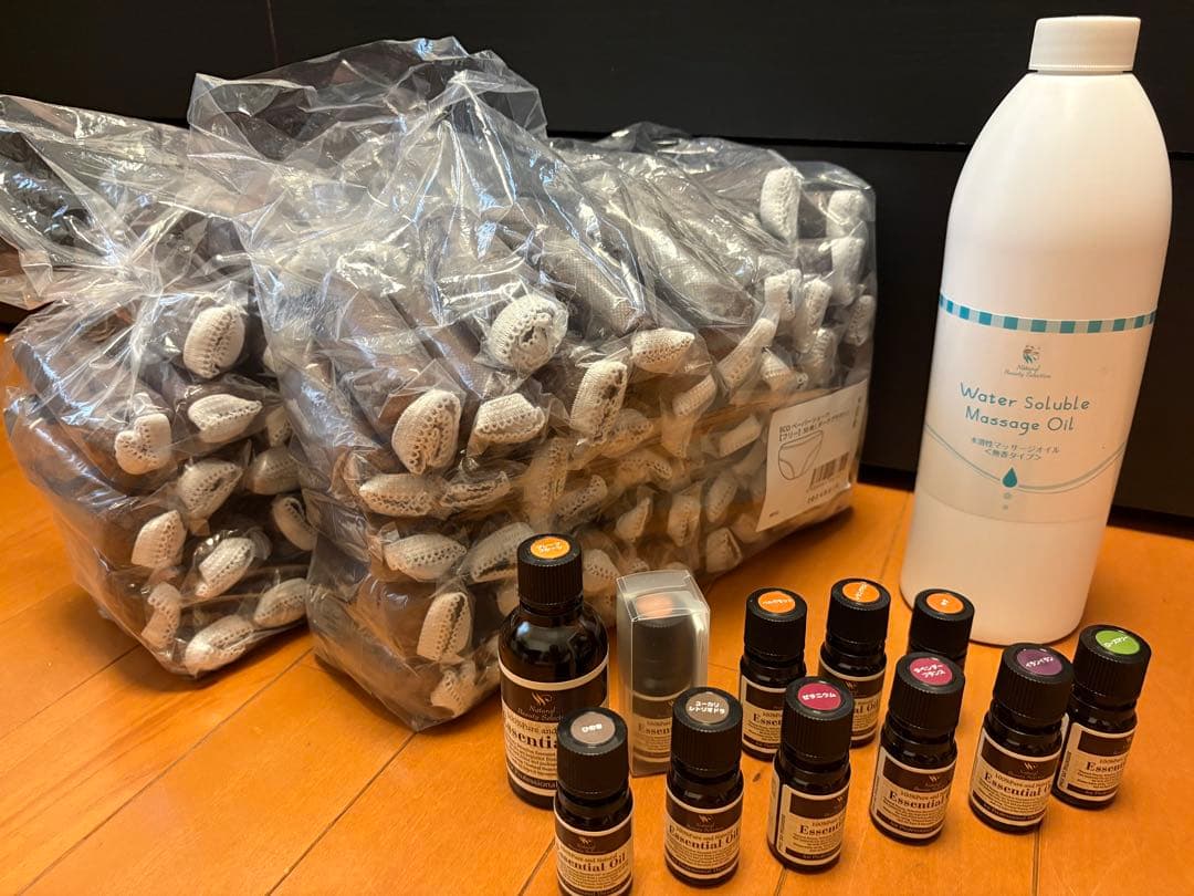 エッセンシャルオイル+水溶性マッサージオイル+ペーパーショーツまとめ売り
