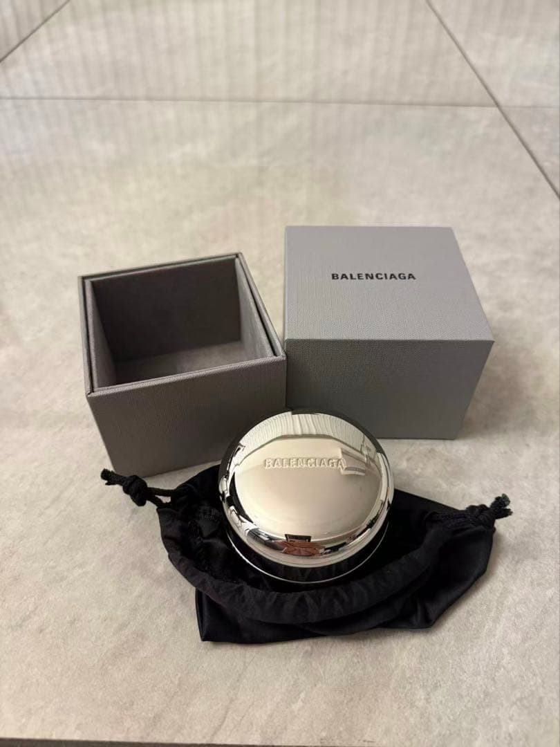 BALENCIAGA TRAVEL キャンドル で シルバー