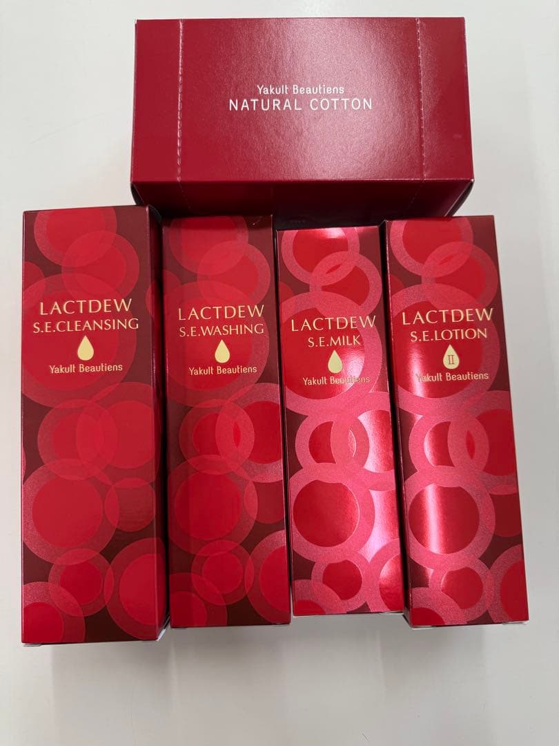 Yakult LACTDEW クレンジング洗顔化粧水ミルク