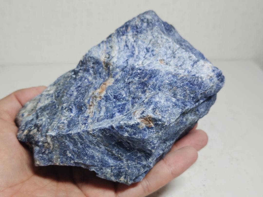 ソーダライト 1kg ラピスラズリ 原石 鑑賞石 自然石 鉱物 誕生石 水石