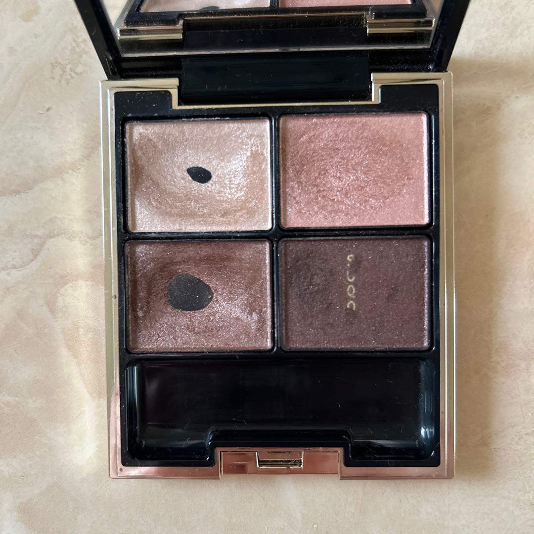 スック SUQQU デザイニングカラーアイズ アイシャドウ 優芍薬 01