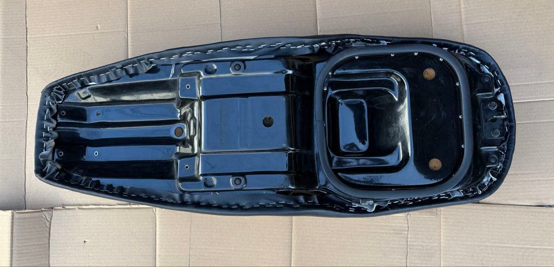 中古張替】 ヤマハ マグザムSG17J/SJ21J 張り替え後未使用 - メルカリ