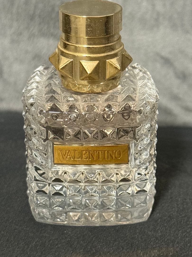 ヴァレンティノ ドンナ オードパルファン30ml ワンプッシュのみ 箱なし正規品
