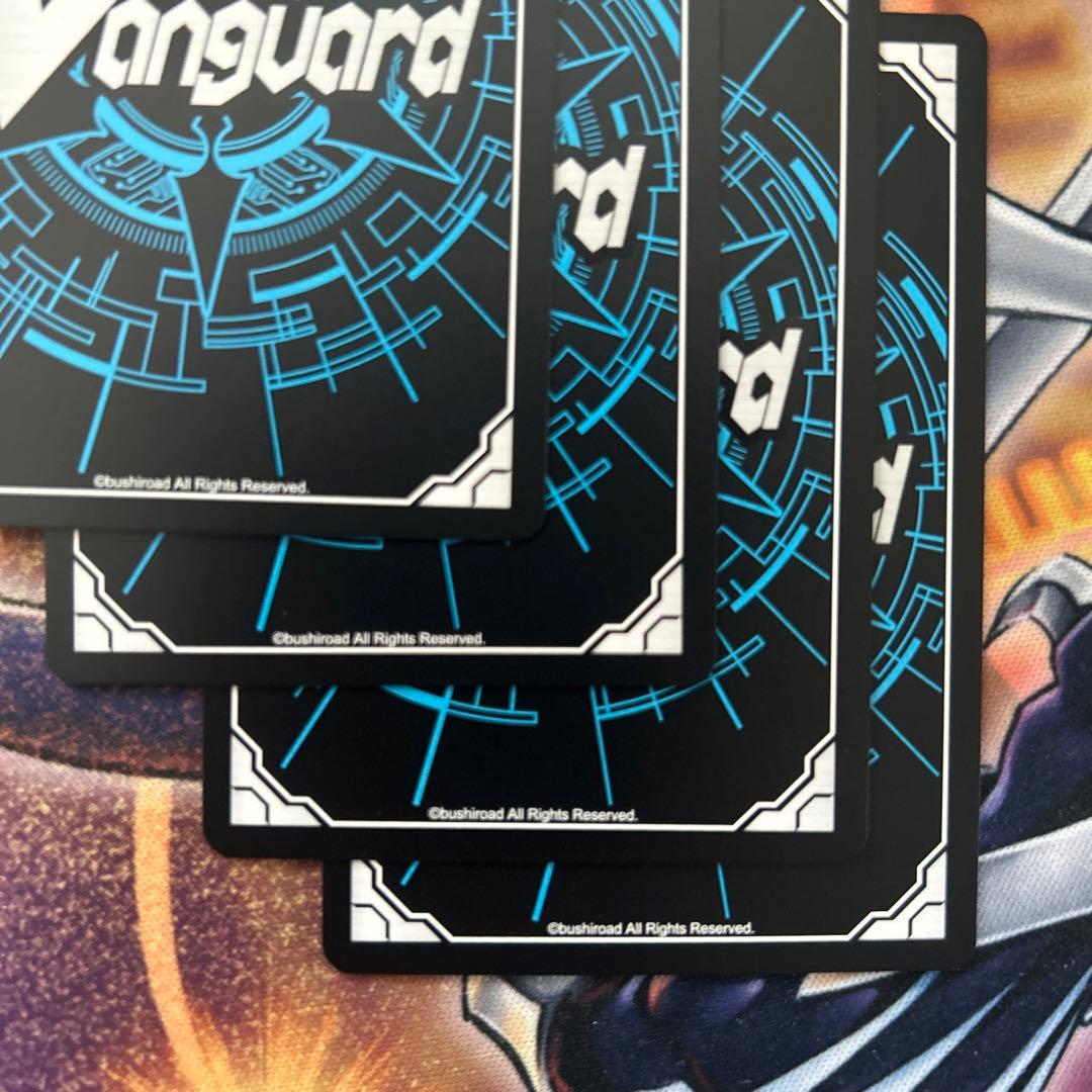 ヴァンガード 灼熱の獅子ブロンドエイゼル URR 虹サイン 4枚セット