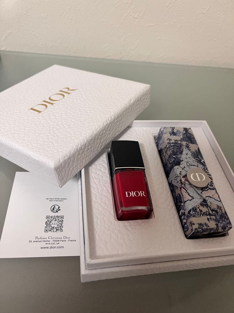 【新品未開封】非売品Dior ネイルカラー＆リップスティック セット