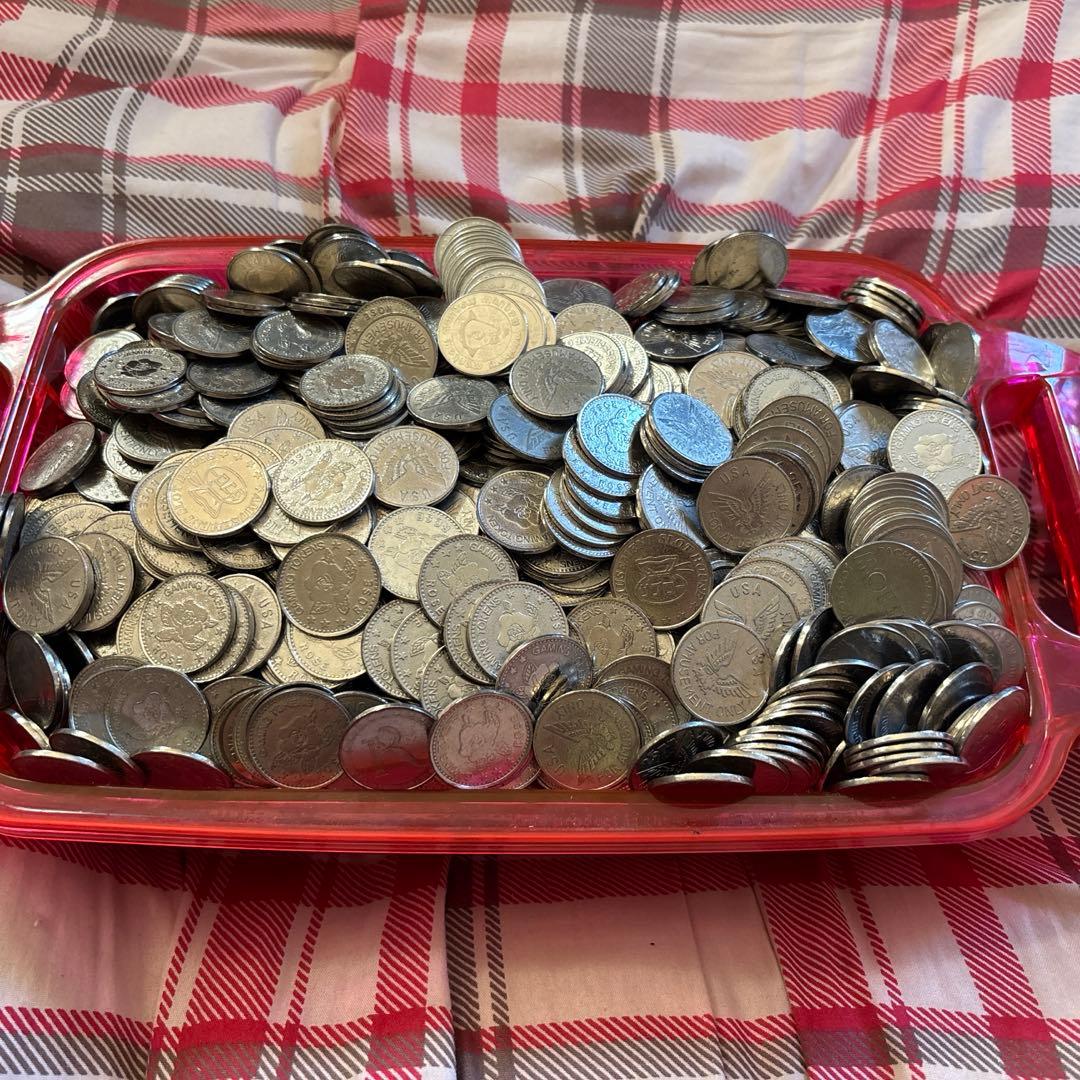 家パチスロ機用メダル　約３０００枚