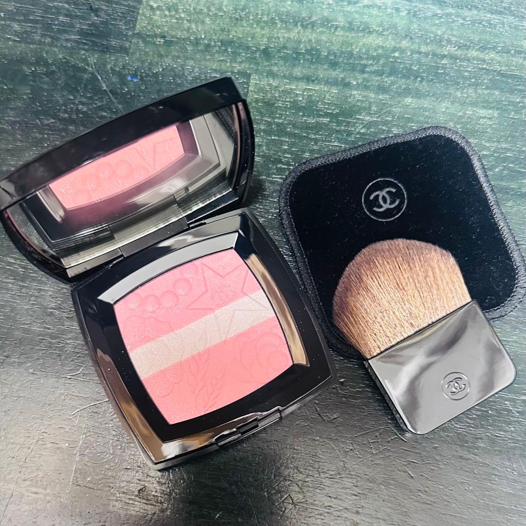 限定品☆シャネル　レ　シーニュ　ドゥシャネル　997ローズ　ルミエール
