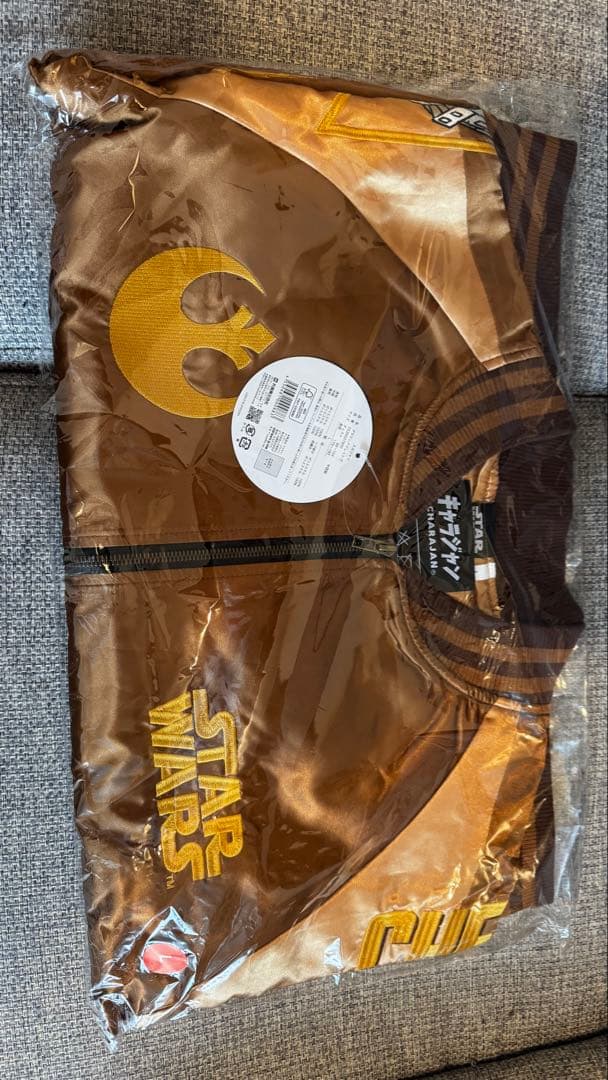 【新品・未使用】スターウォーズ　キャラジャン　スカジャン(L) 丸眞