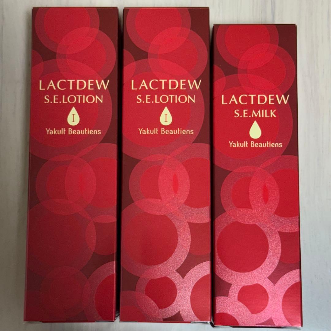 ラクトデュウS.E.ローション1×2本、ミルク×1本 ヤクルト ラクトデュウ S．E．シリーズ 与えてセット（ローション1