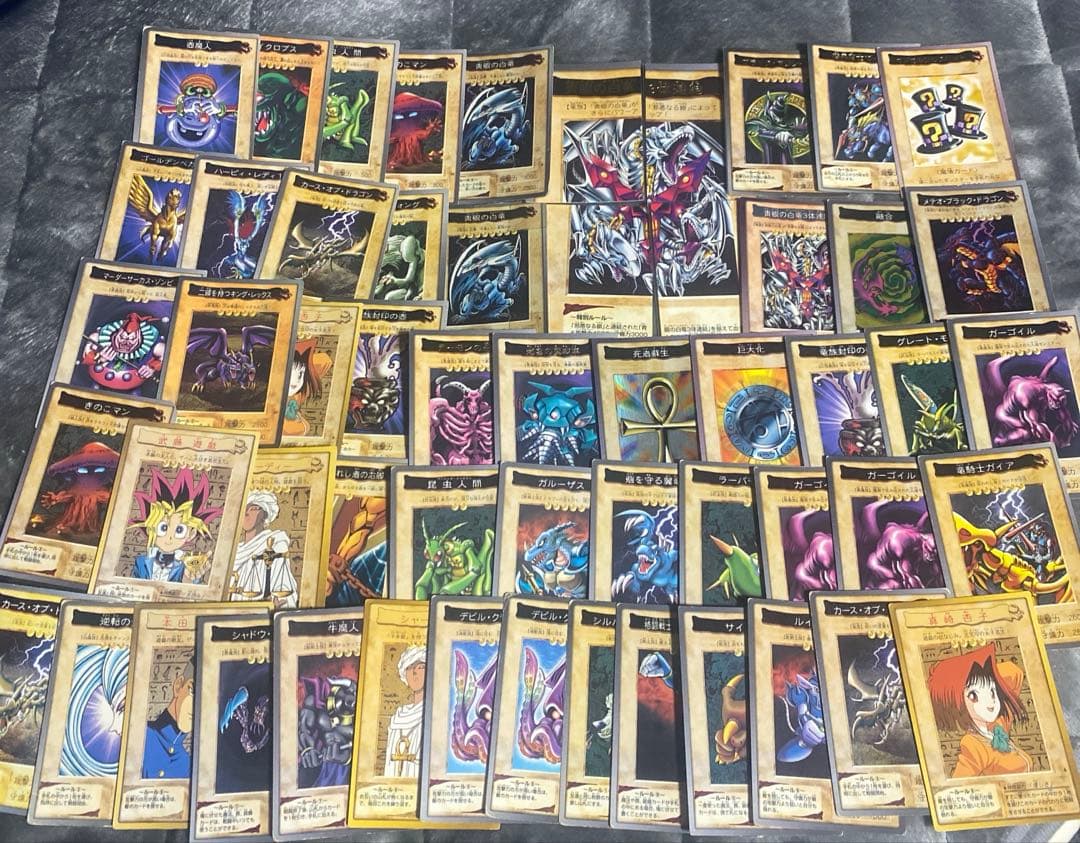 は*ゃ様 バンダイ版遊戯王　まとめ売り　56枚セット