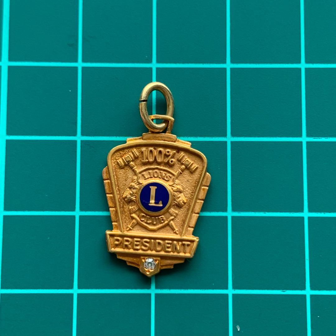 ライオンズクラブ PRESIDENT　ペンダントトップ ダイヤ入り?　希少 ghp109-11.jpg