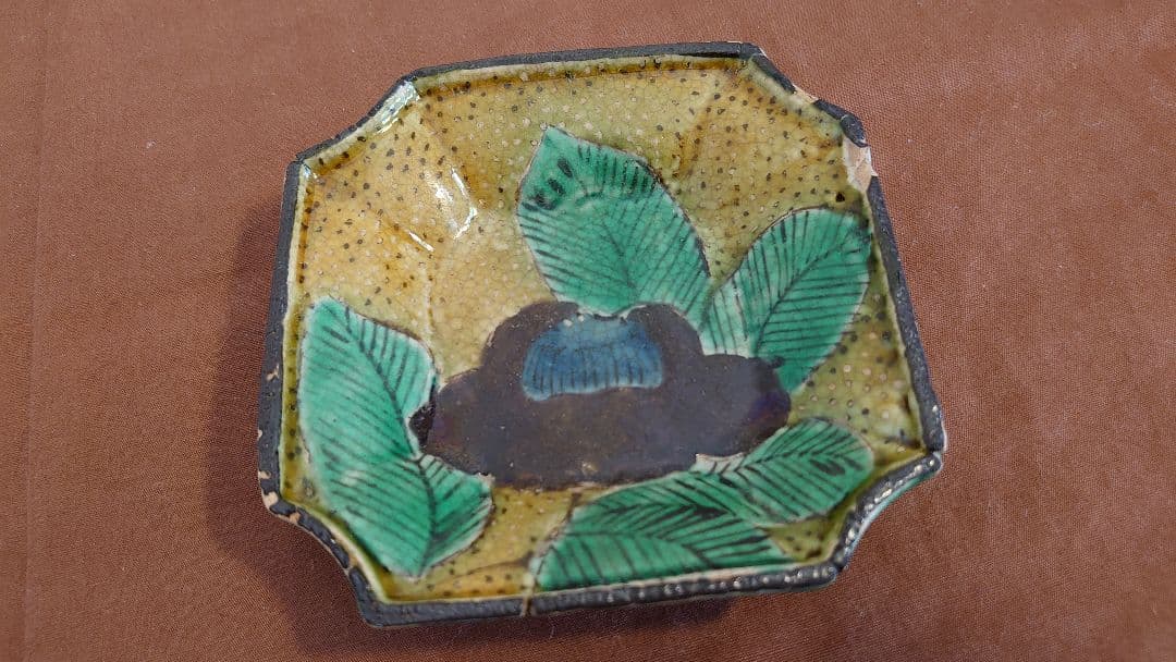 吉田屋　古九谷　九谷焼　青九谷　青手　華の図　１客 古九谷 吉田屋窯 青手椿文 角小皿 5枚組【文政】 ｜ 古陶磁 大林師友堂