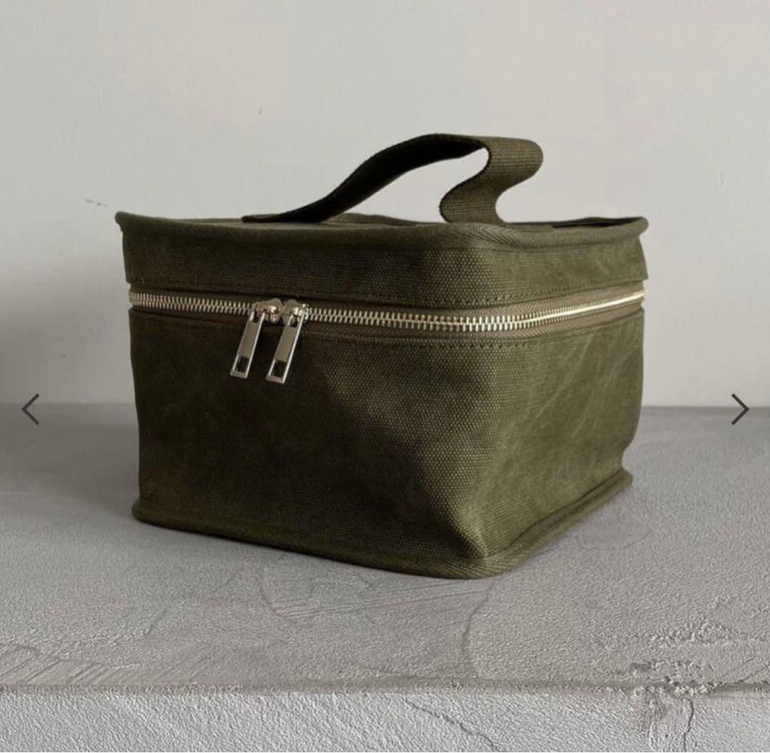 BISOU×L'EAU】マルチポーチ Lサイズ カーキ 新品未使用 - メルカリ