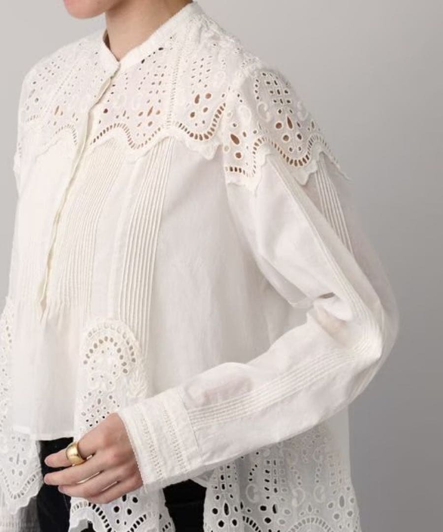 Curensology カレンソロジー コットンカットワークブラウス - メルカリ