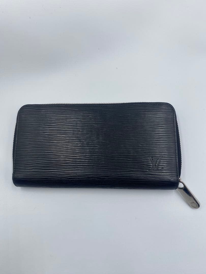 ゴッド【Louis Vuittonエピ　ラウンドファスナー　ブラック