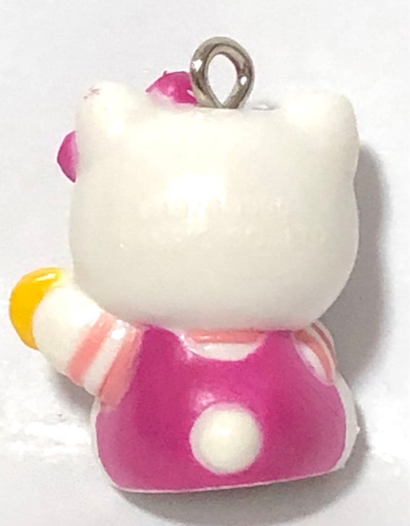 サンリオ ハローキティ レトロ レア 希少 キティちゃん おまもり