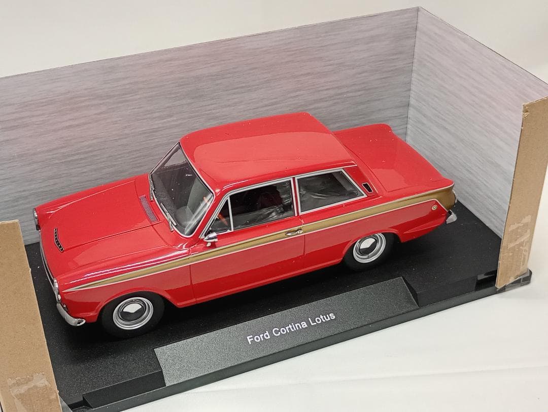 MCG 1/18 フォード ロータス コルティナ Mk.I 1966 レッド PLANEX CARS - ストックカーご紹介第5弾「ロータス・コーティナMk1の