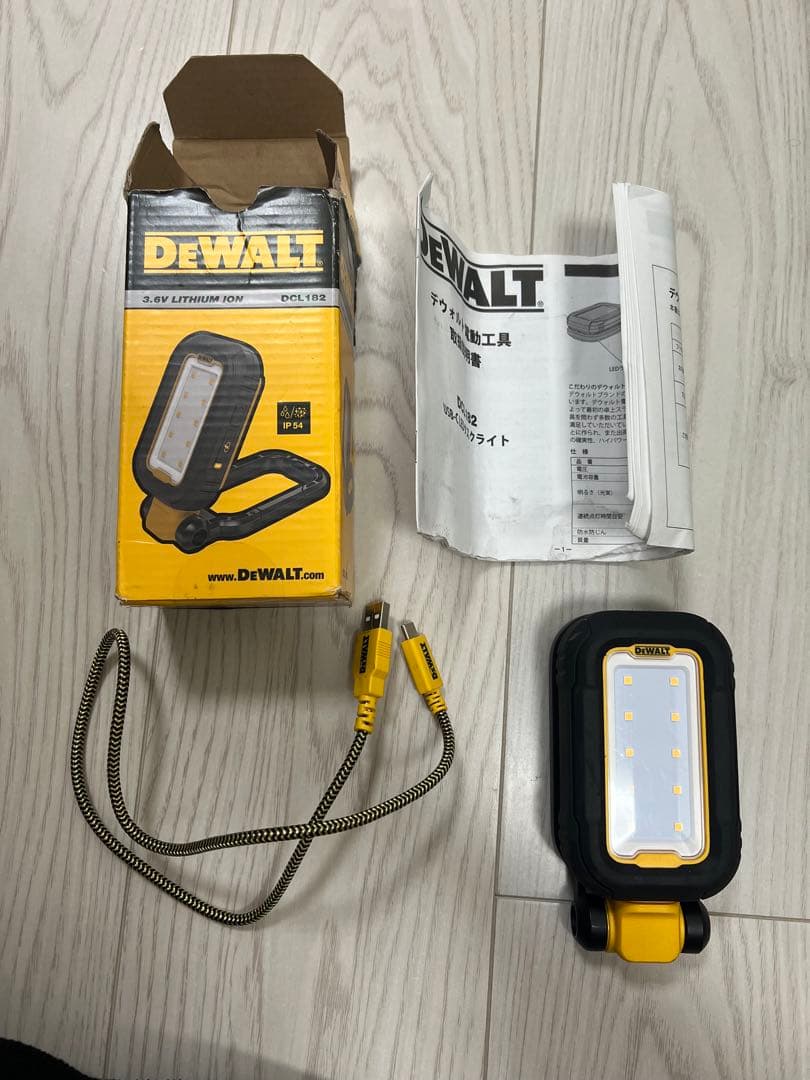DEWALT デウォルト USB-C LEDタスクライト DCL182-XJ