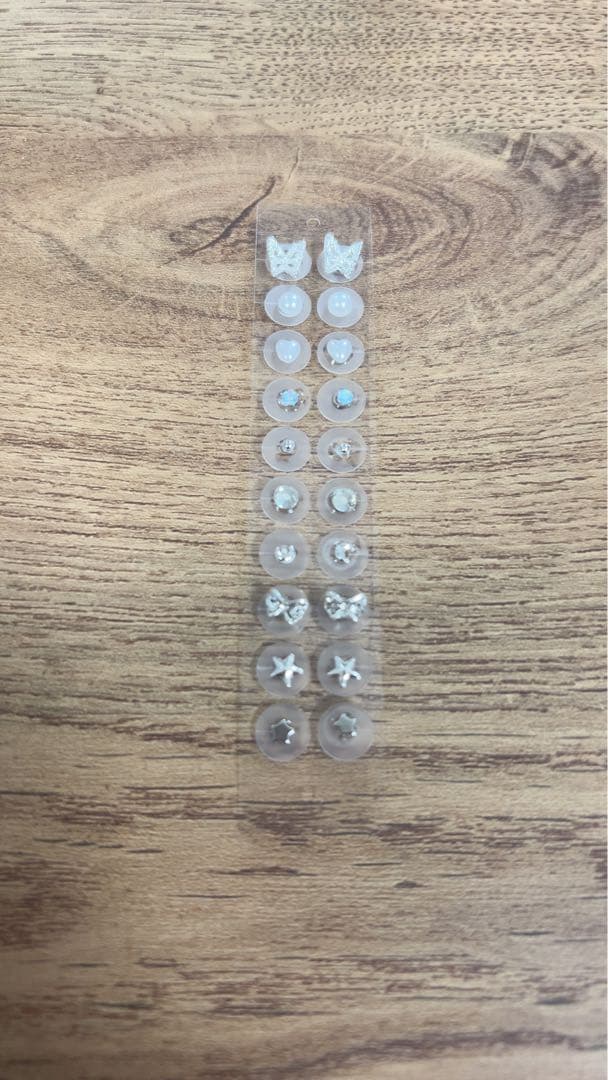 耳つぼアクセサリー 透明感no.1