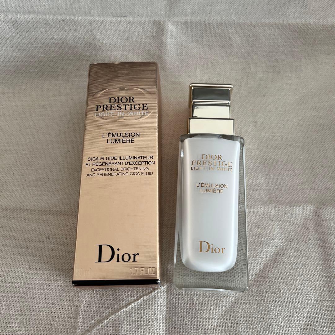 ディオール　プレステージ　ホワイトリンクル　エマルジョン　ルミエール　50ml
