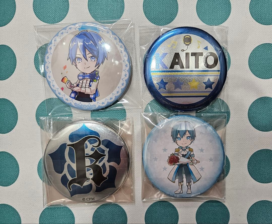 4点セット 初音ミク　マルイ　缶バッジ　KAITO 缶バッジ