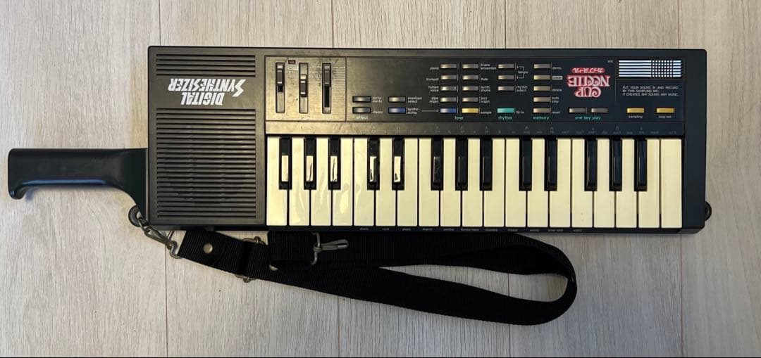 カップヌードル シンセサイザー アナログシンセサイザー カップ