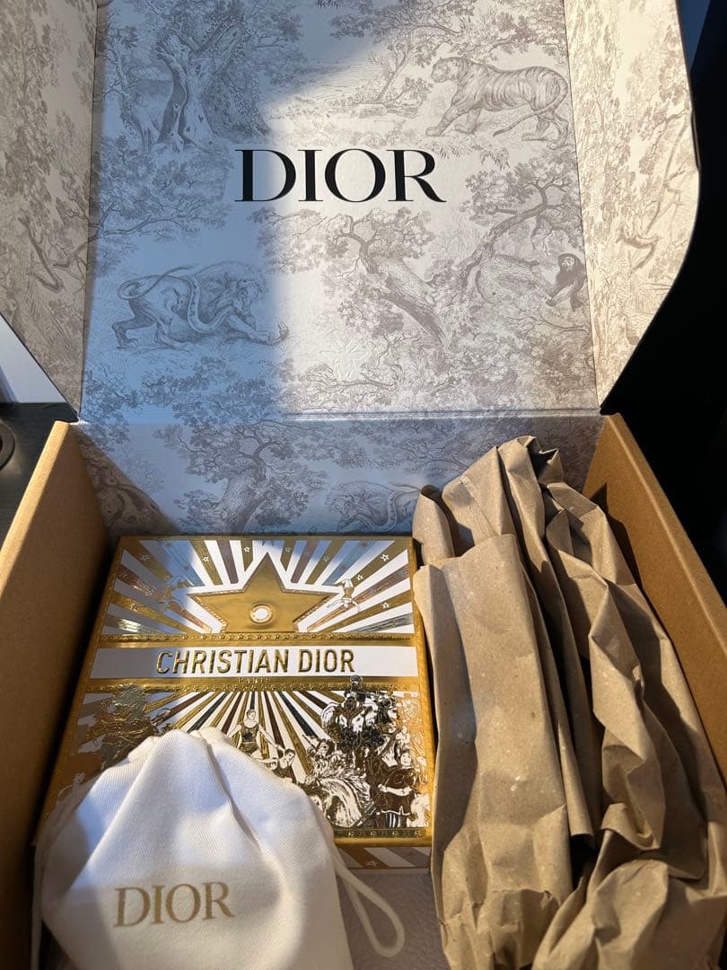 ミス ディオール クリスマスコフレ (Miss DIOR)