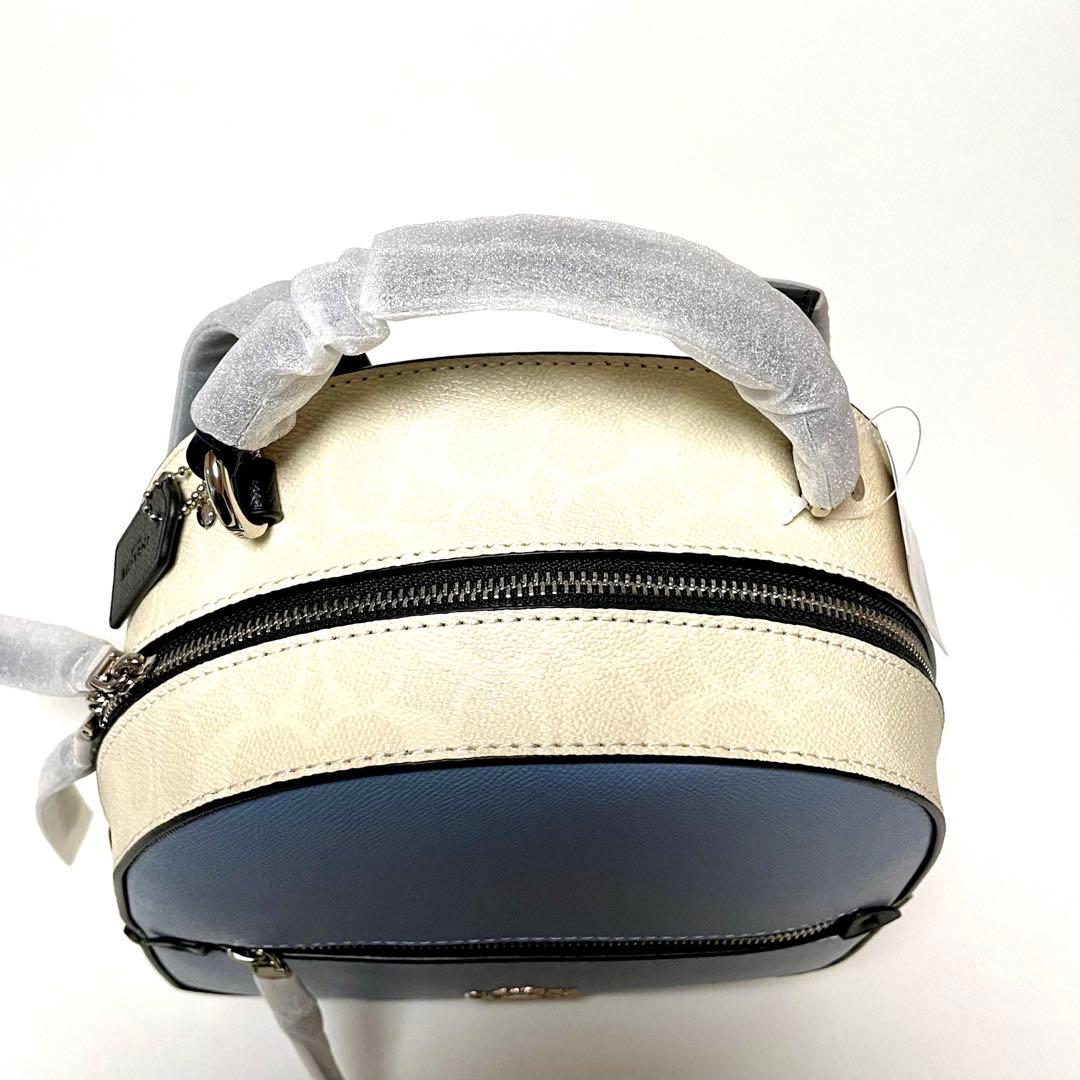 COACH シグネチャー柄 バックパック リュック レディースC4082 新品
