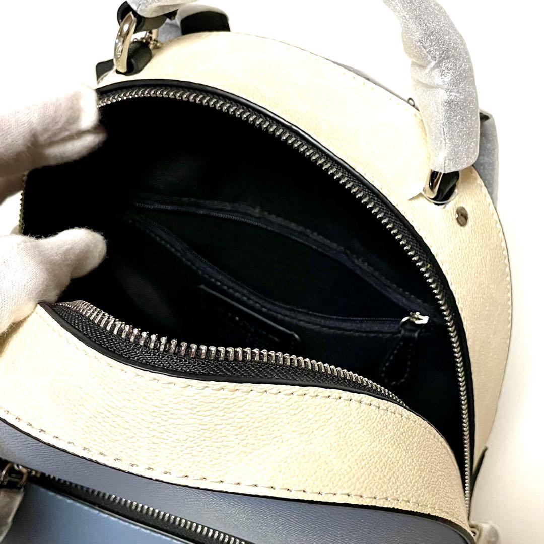 COACH シグネチャー柄 バックパック リュック レディースC4082 新品