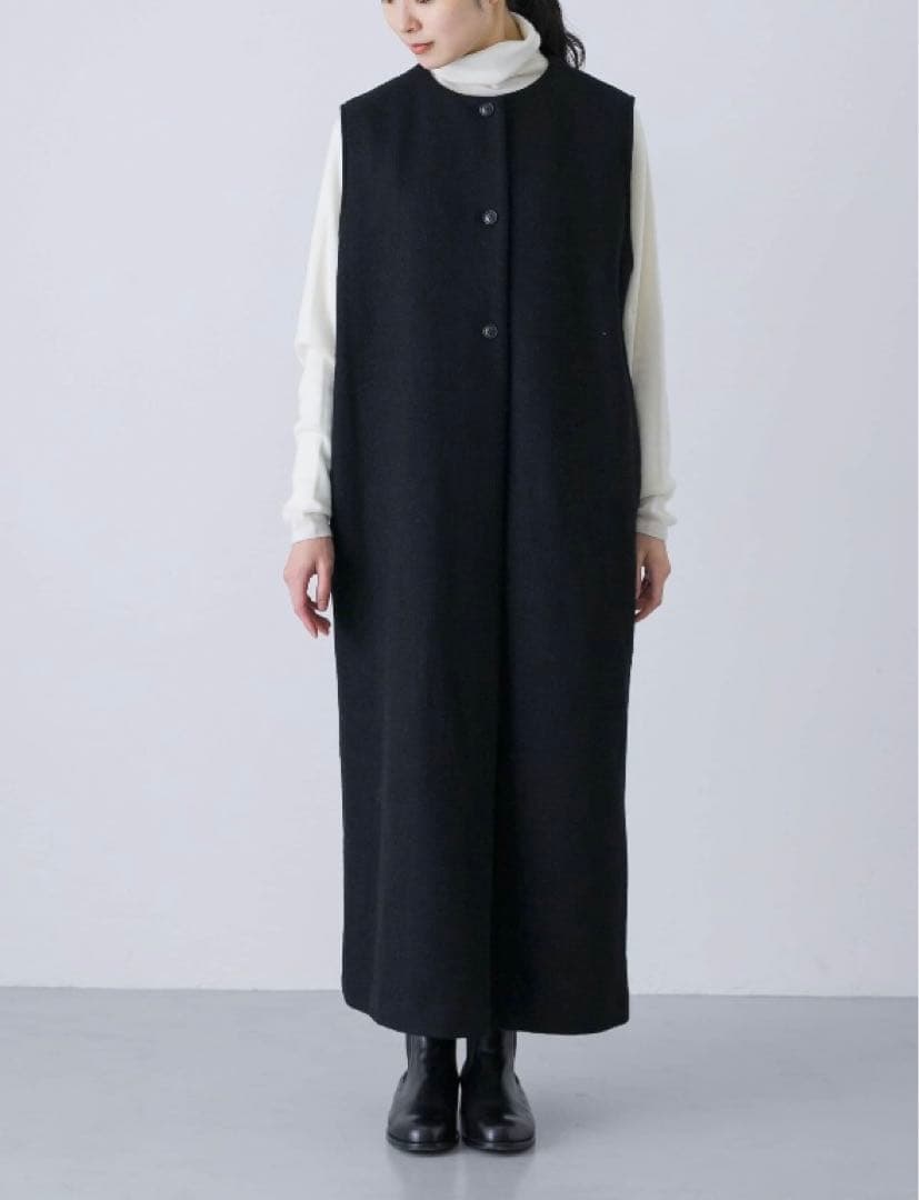 ほぼ新品 かぐれ 今季 ウールタックジャンパースカート ブラック　2025秋冬