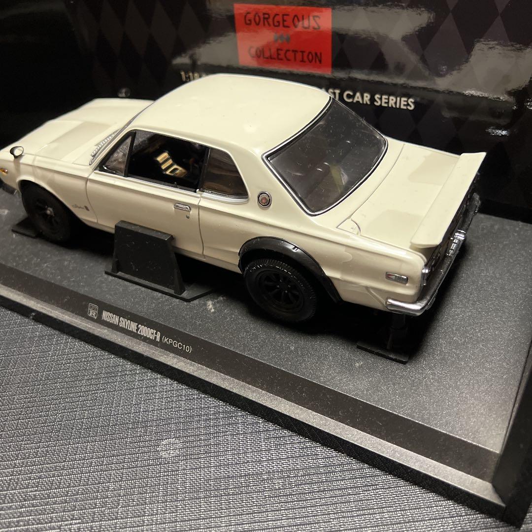 スカイラインハコスカGTRホワイト 1/18京商ミニカー - ミニカー割引