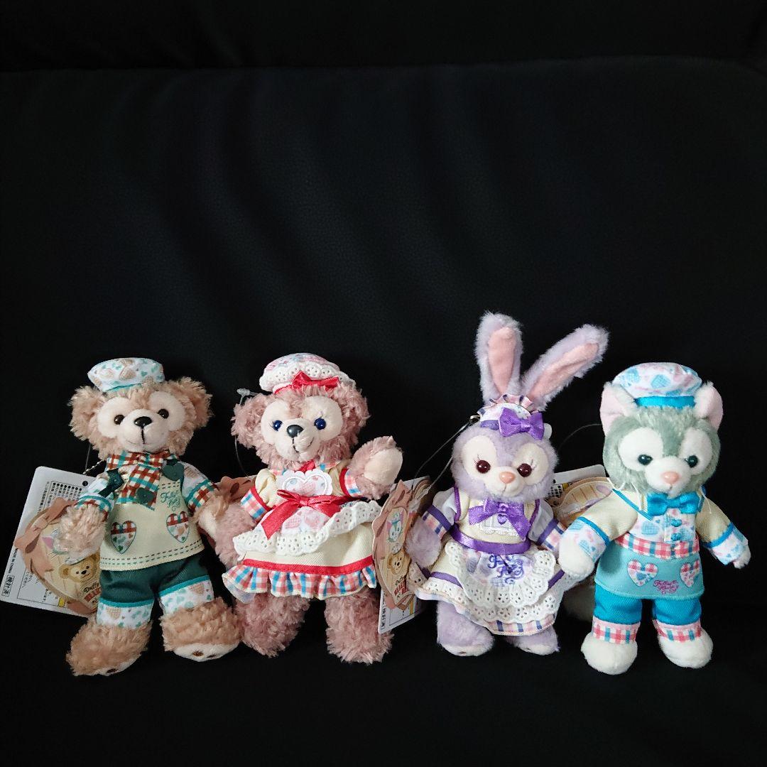 新品 東京ディズニー ハートウォーミングデイズ ぬいぐるみバッジ4体セット