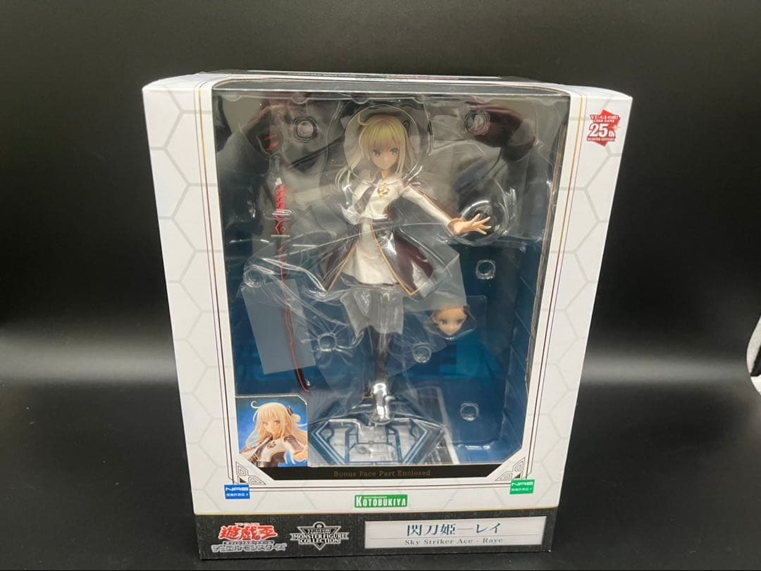 ◇【美品】閃刀姫レイ フィギュア　遊戯王　コトブキヤ 限定特典付き】閃刀姫─レイ／遊戯王カードゲームモンスターフィギュア