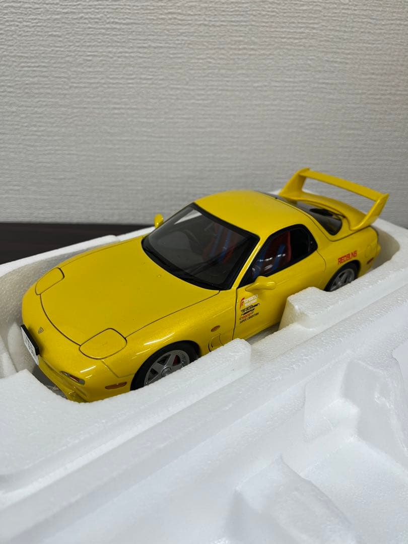 オートアート頭文字D 1/18 Mazda RX-7 FD