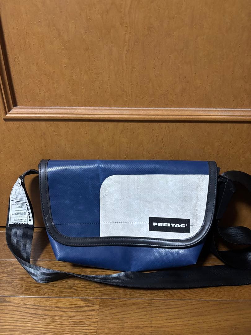 FREITAG ブルーホワイト