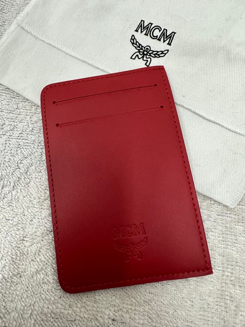 未使用に近い】MCM レザー カードケース - メルカリ